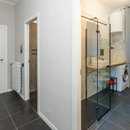 2 Bedrooms Centre Apartment Bergamo