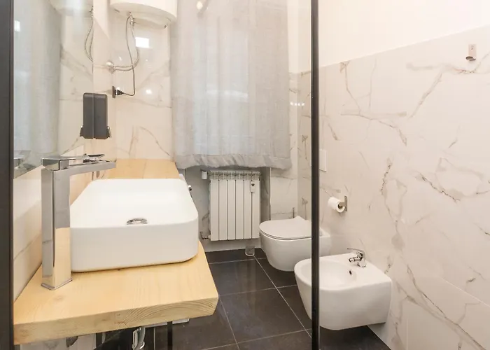 2 Bedrooms Centre Бергамо